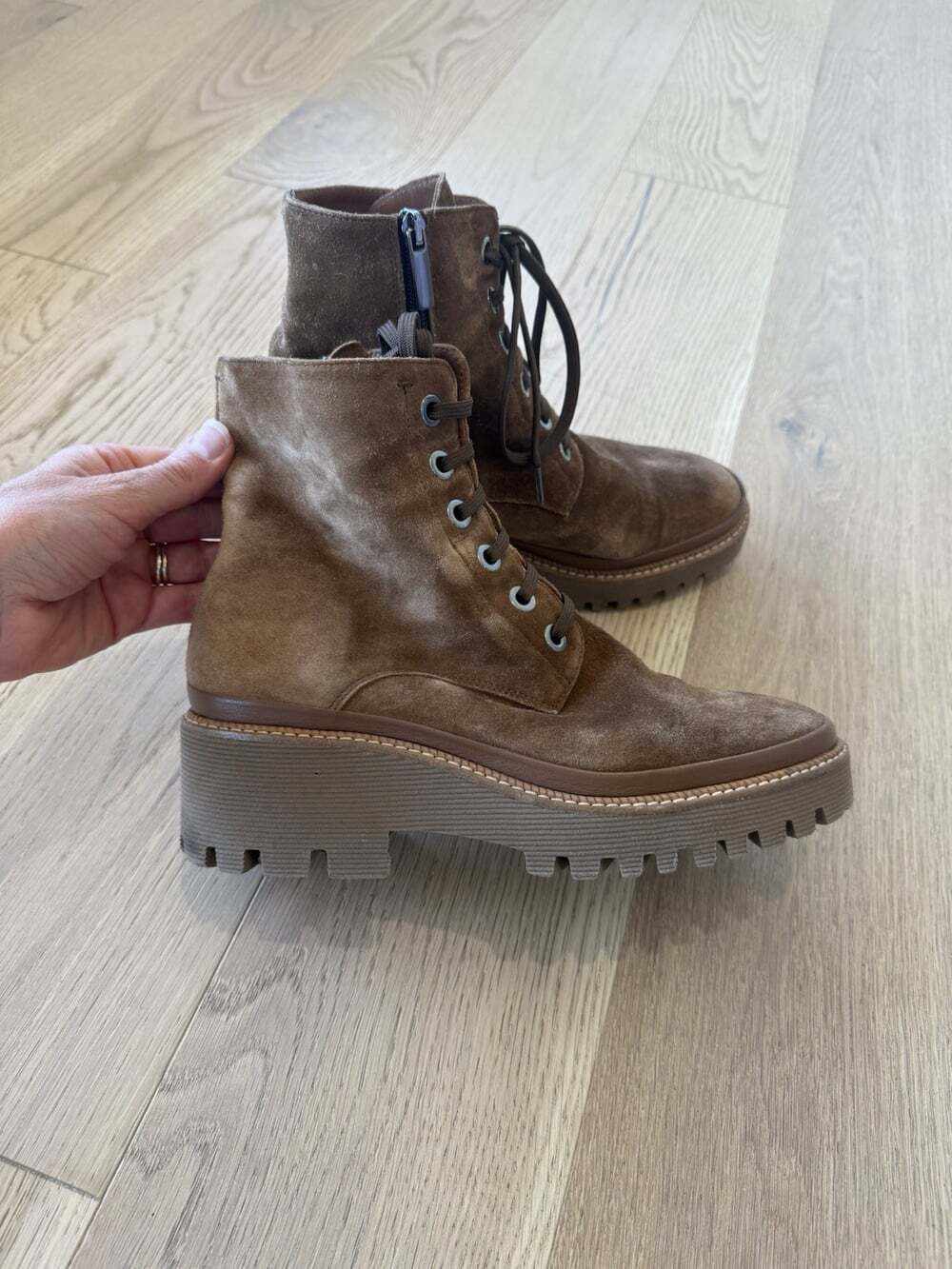 La Canadienne Womens Padma Boots EU 39 8 Zip Up Lace Wedge Brown Suede Lug Sole